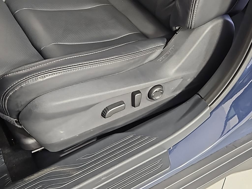 Certified 2025 Subaru Outback Touring image 23