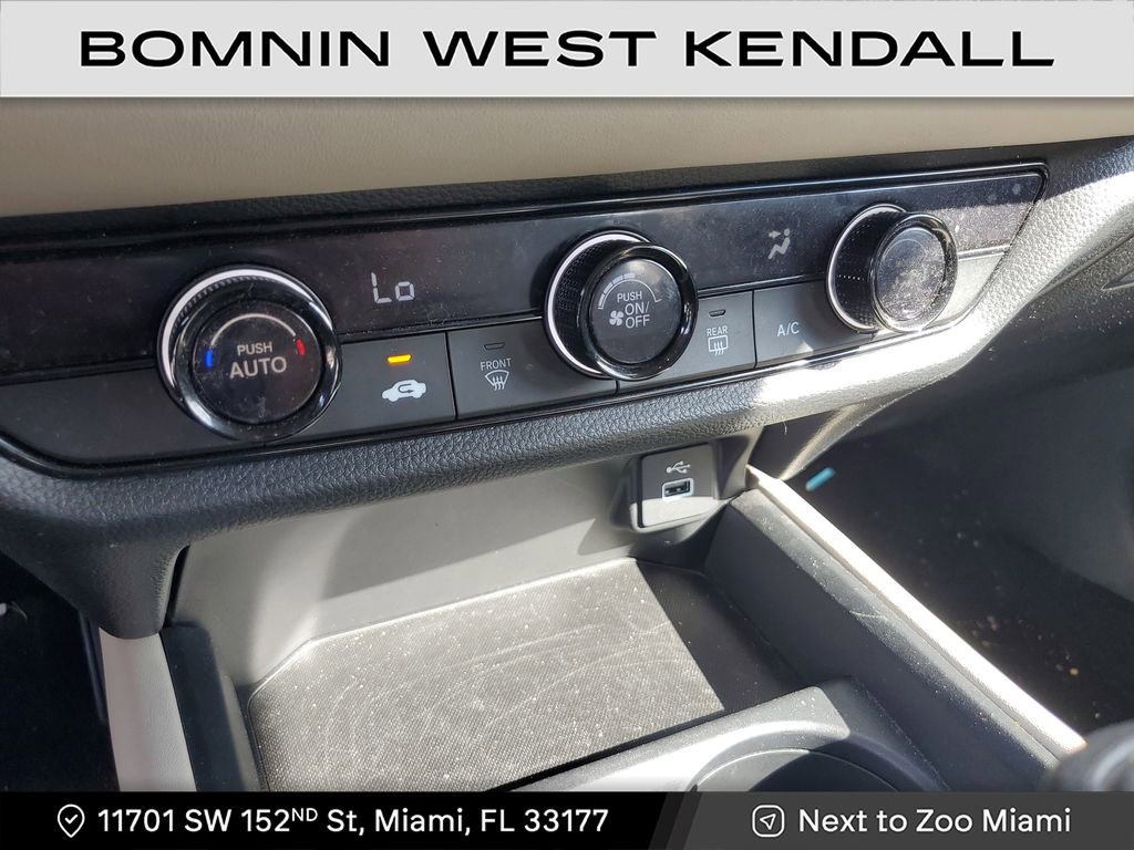 Used 2024 Honda HR-V LX image 25