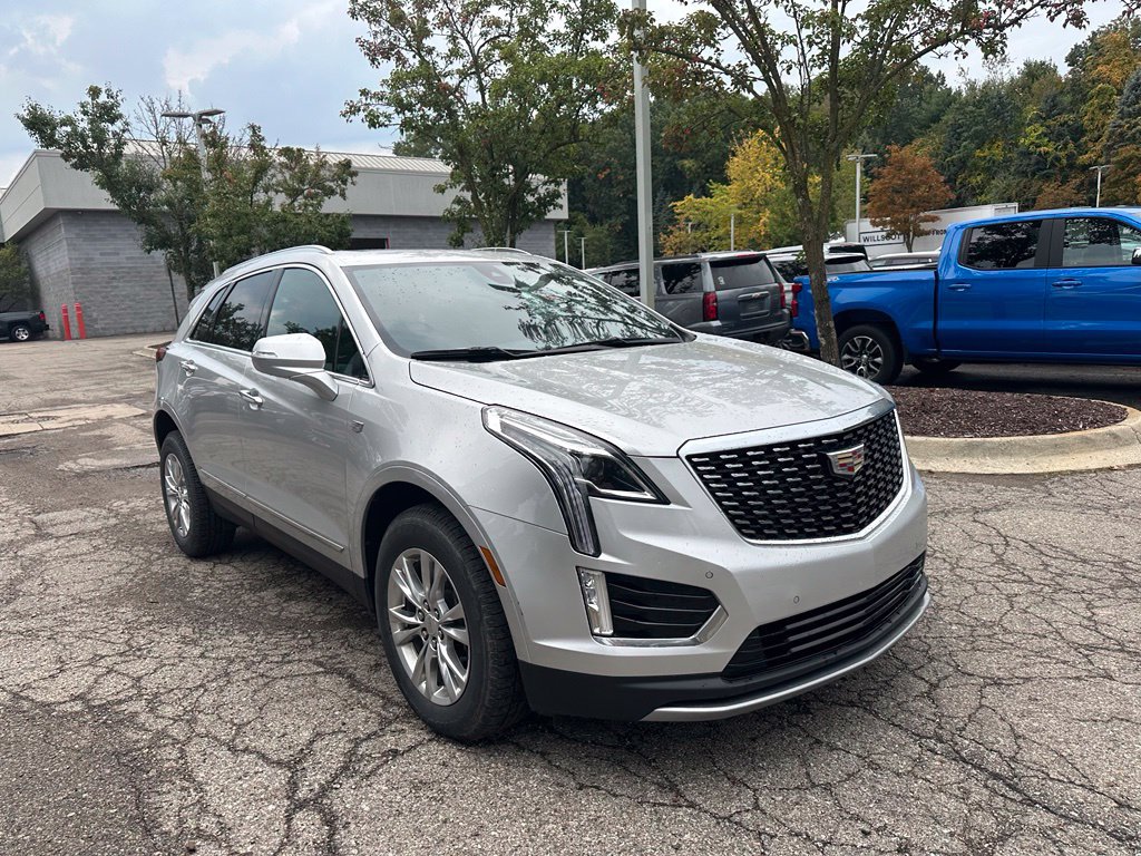 Used 2020 Cadillac XT5 Premium Luxury w/ LPO, Floor Liner Package FWD image 7