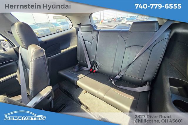 Used 2017 Buick Enclave Premium AWD/4WD image 26