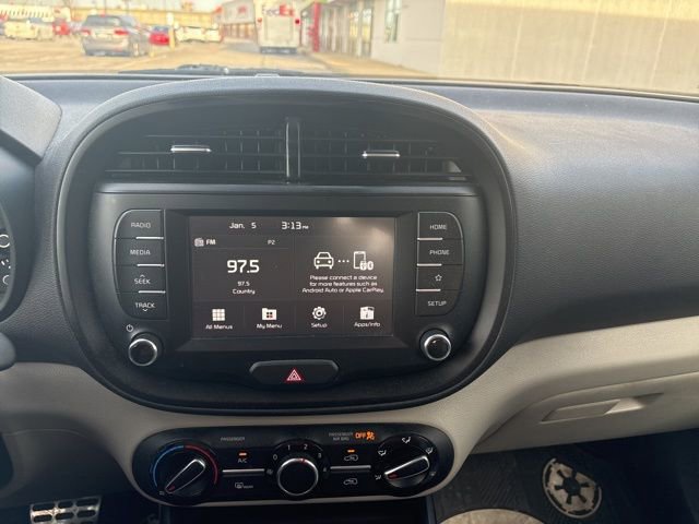 Used 2021 Kia Soul LX image 11