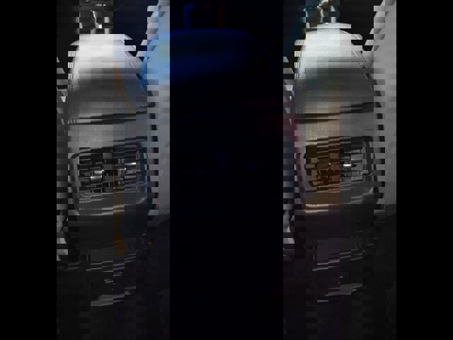 Used 2016 Ford Edge SEL image 28