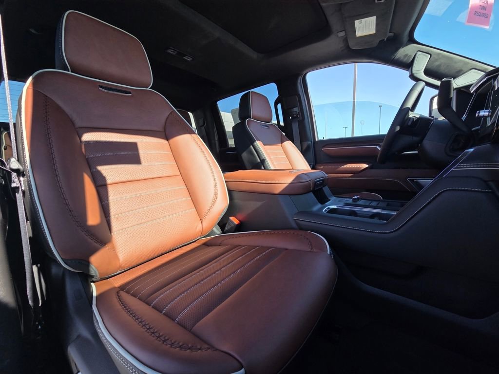 New 2026 GMC Sierra 3500 Denali Ultimate AWD/4WD image 30