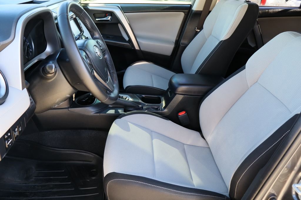 Used 2017 Toyota RAV4 XLE image 19