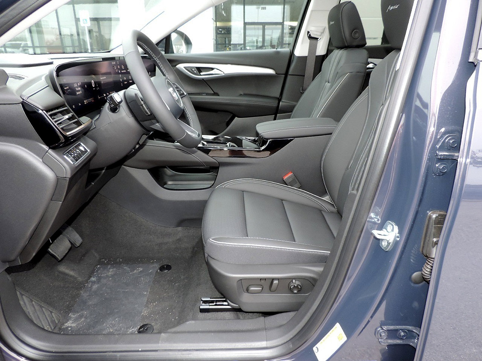 New 2026 Buick Envision Avenir AWD/4WD image 12