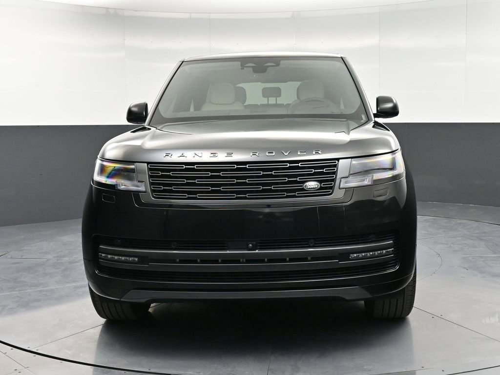Used 2025 Land Rover Range Rover SE AWD/4WD image 11