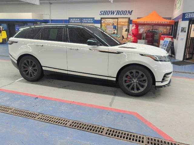 Used 2020 Land Rover Range Rover Velar R-Dynamic S image 11