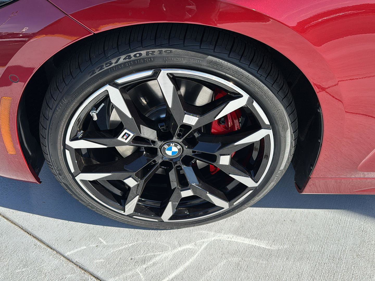 Used 2025 BMW M440i Convertible w/ Premium Package image 27