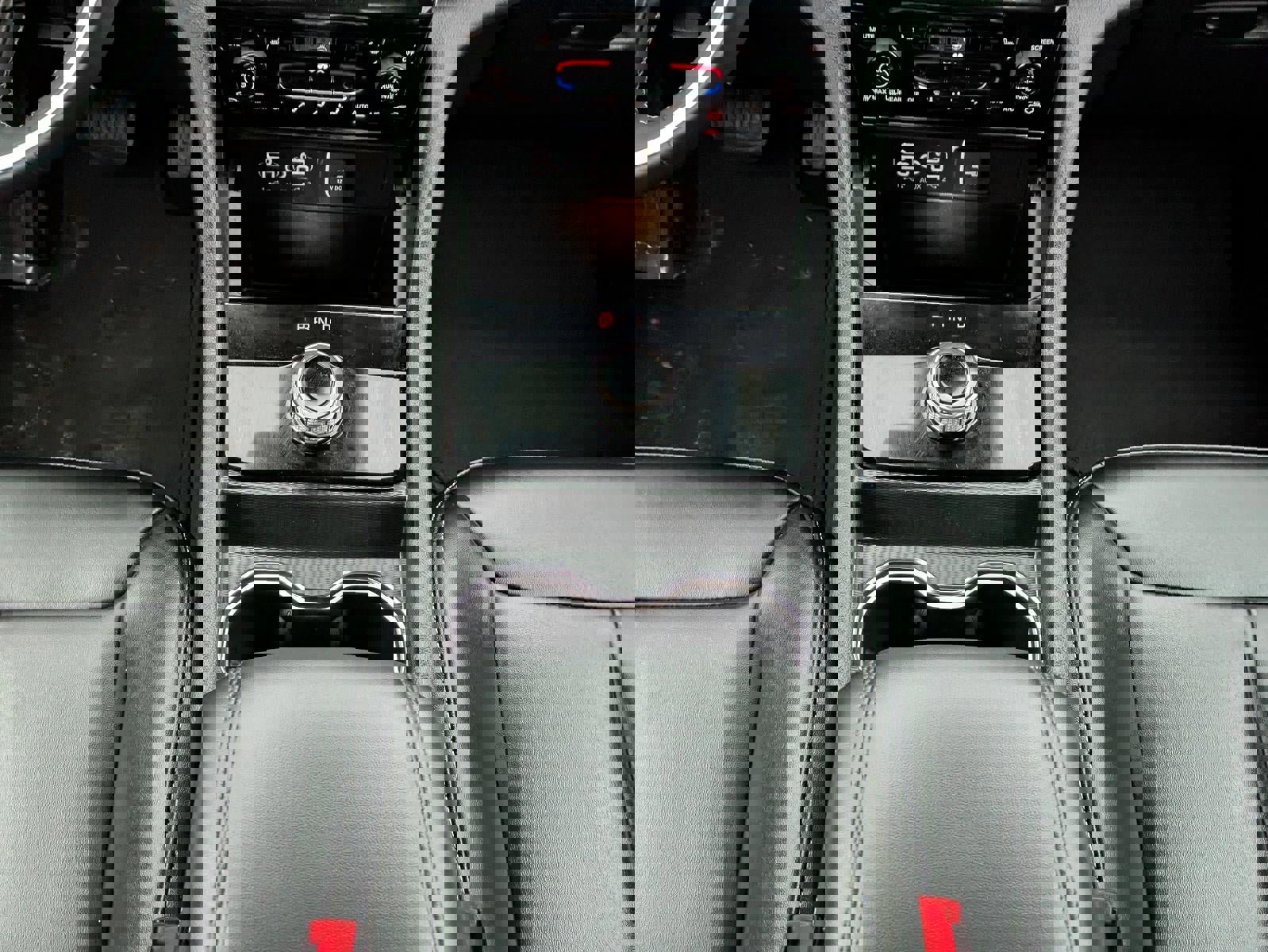 Used 2023 Jeep Grand Cherokee Limited image 19