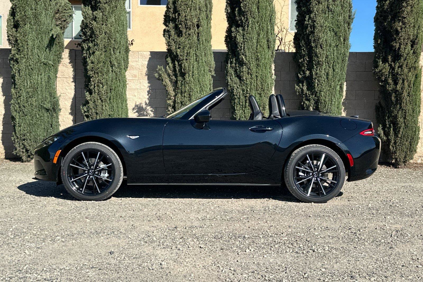 New 2026 MAZDA MX-5 Miata Grand Touring w/ Weather Package RWD image 10