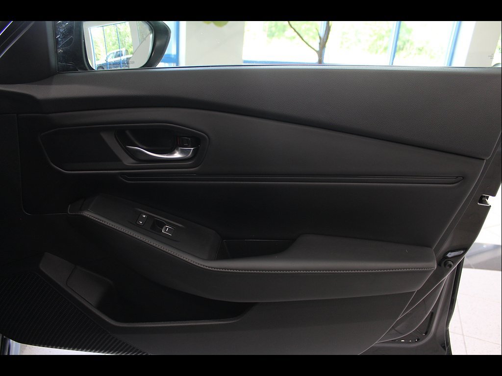 Used 2025 Honda Accord Sport image 25