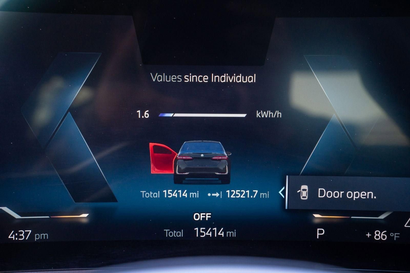 Used 2025 BMW i5 eDrive40i RWD image 34