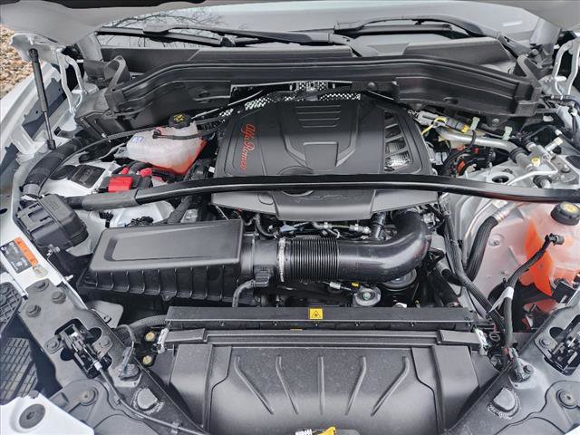 Used 2024 Alfa Romeo Stelvio Veloce image 11