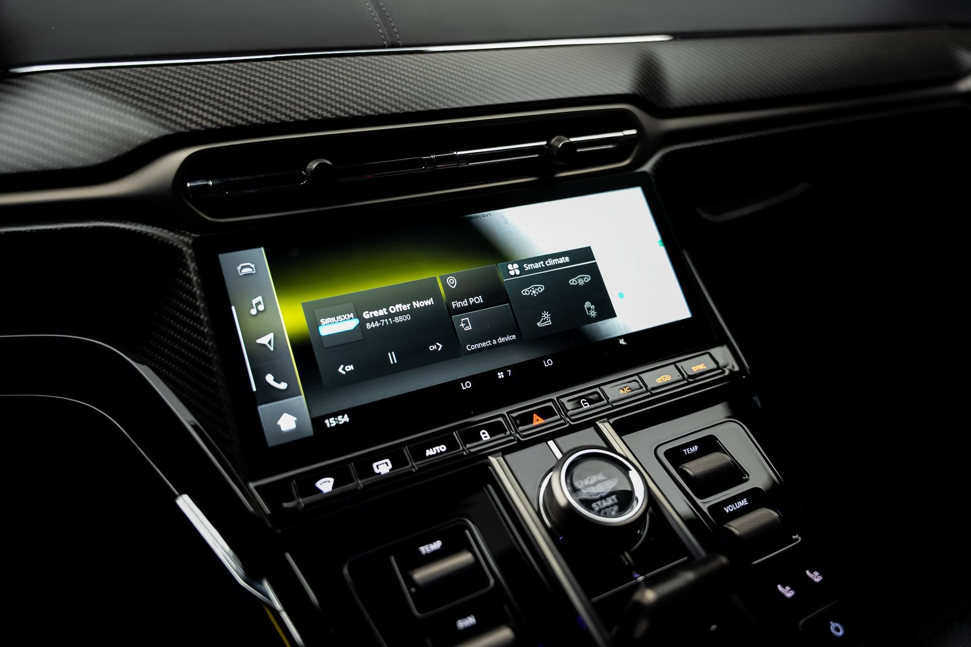 Used 2025 Aston Martin V8 Vantage Coupe RWD image 47