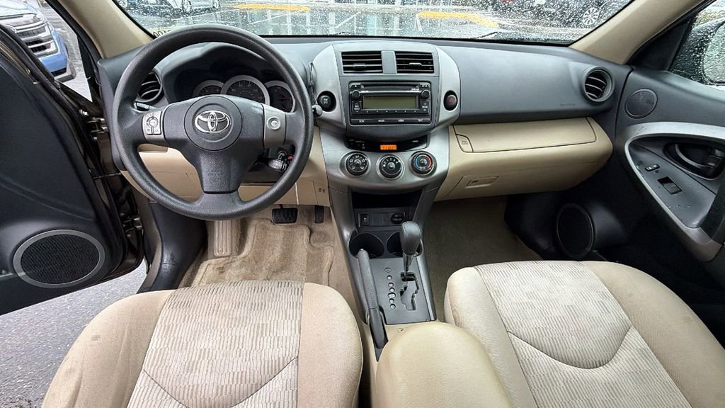 Used 2012 Toyota RAV4 4WD image 17