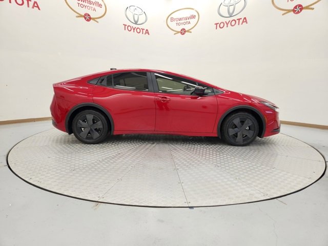 New 2026 Toyota Prius LE image 3