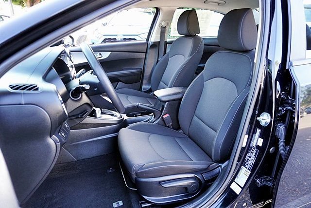 Used 2023 Kia Forte LXS FWD image 21