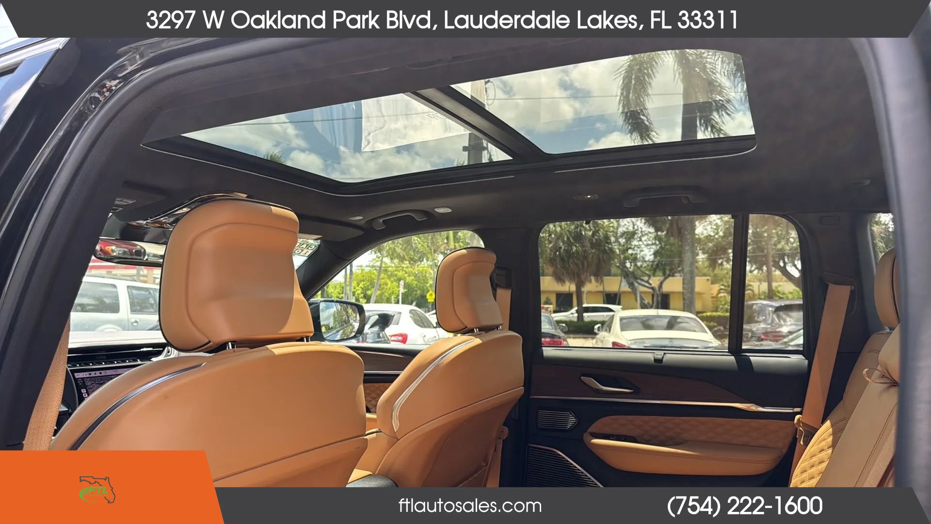 Used 2022 Jeep Grand Cherokee Summit w/ Luxury Tech Group V AWD/4WD image 35