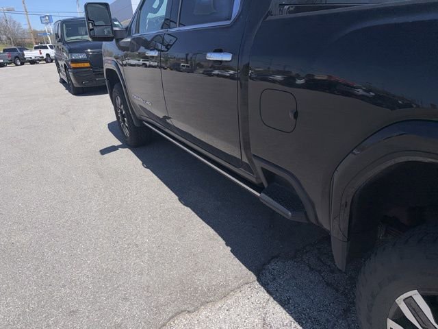 Used 2024 GMC Sierra 2500 Denali Ultimate AWD/4WD image 26