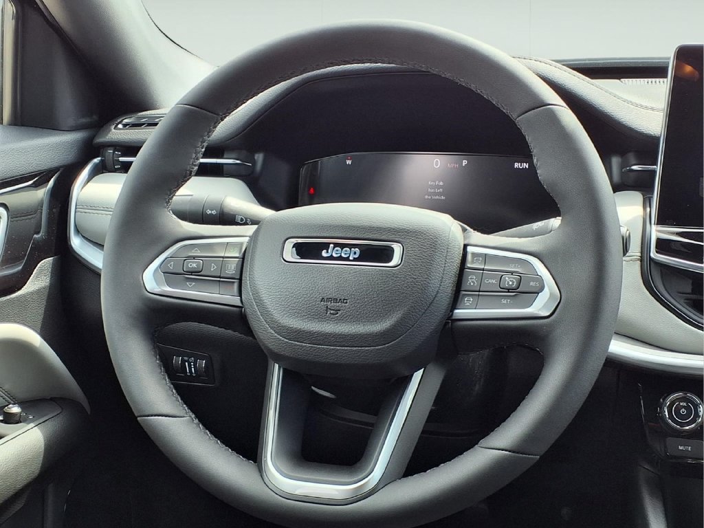 New 2026 Jeep Compass Limited AWD/4WD image 8