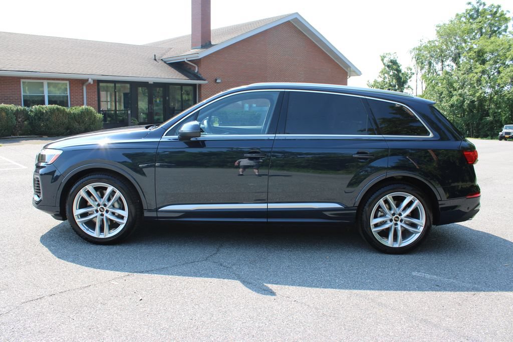 New 2025 Audi Q7 3.0T Premium Plus AWD/4WD image 5