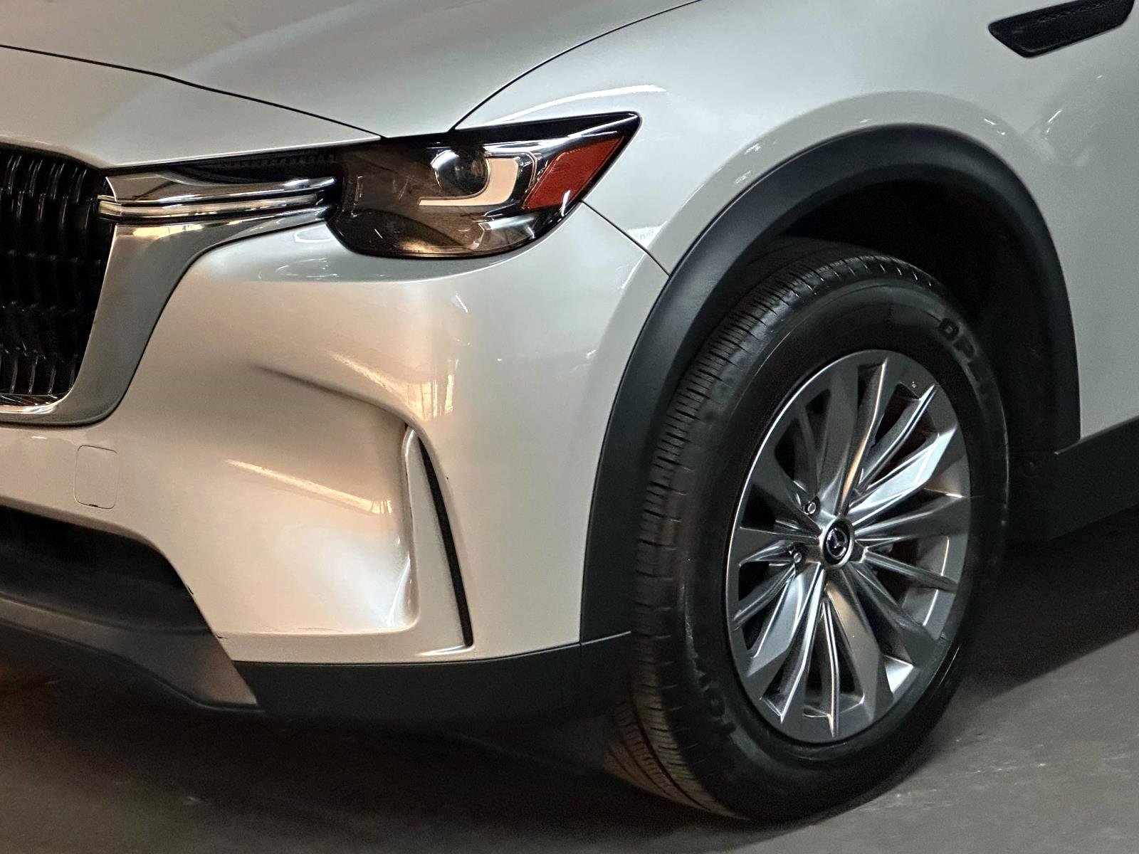 Used 2024 MAZDA CX-90 3.3 Turbo w/ Preferred Package image 10