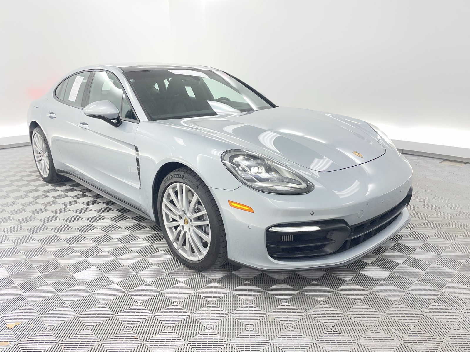 Certified 2021 Porsche Panamera image 20