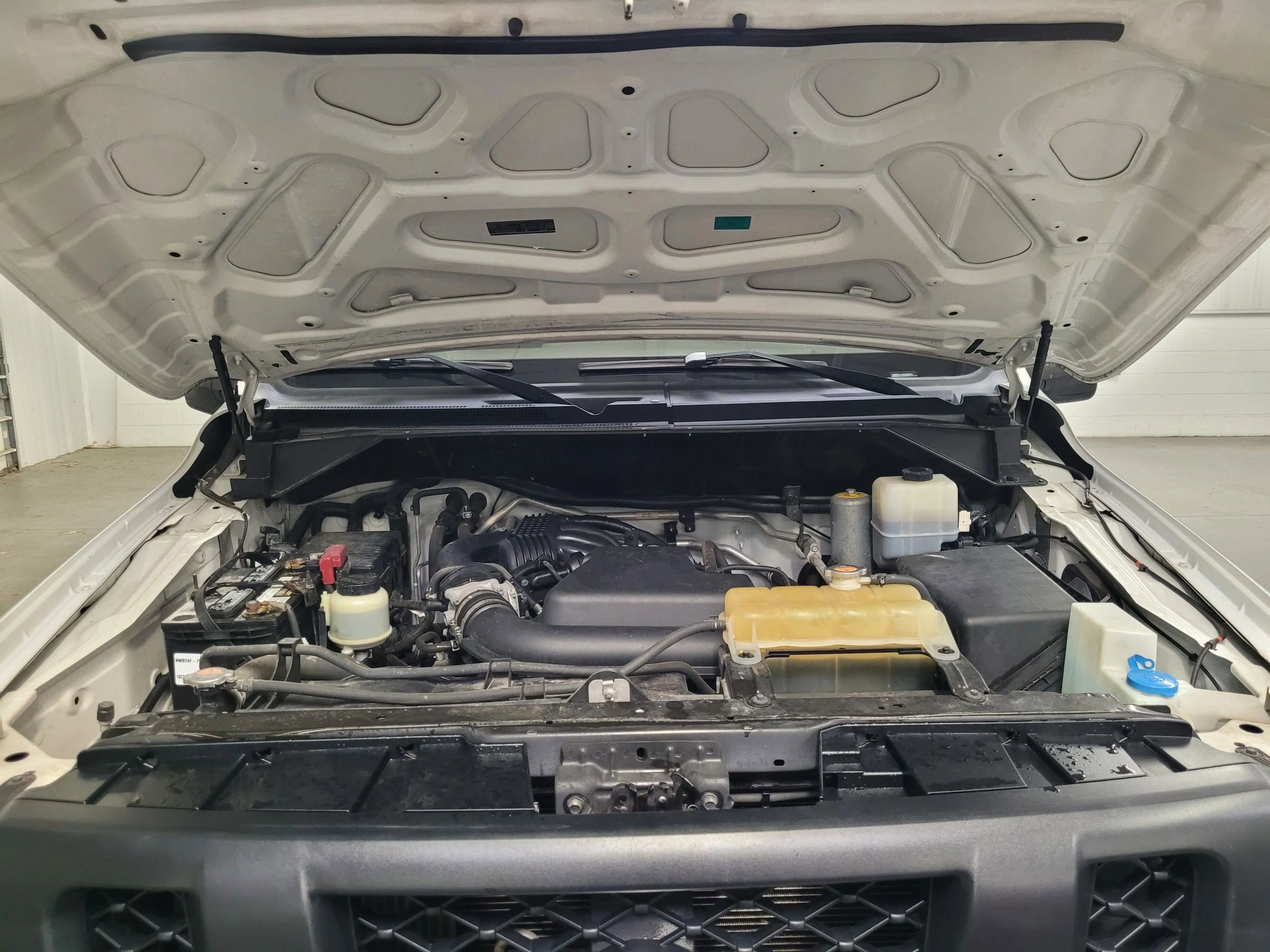 Used 2019 Nissan NV 2500 S image 34