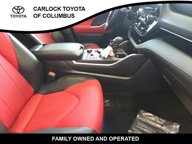 Used 2023 Toyota Highlander XSE AWD/4WD image 21