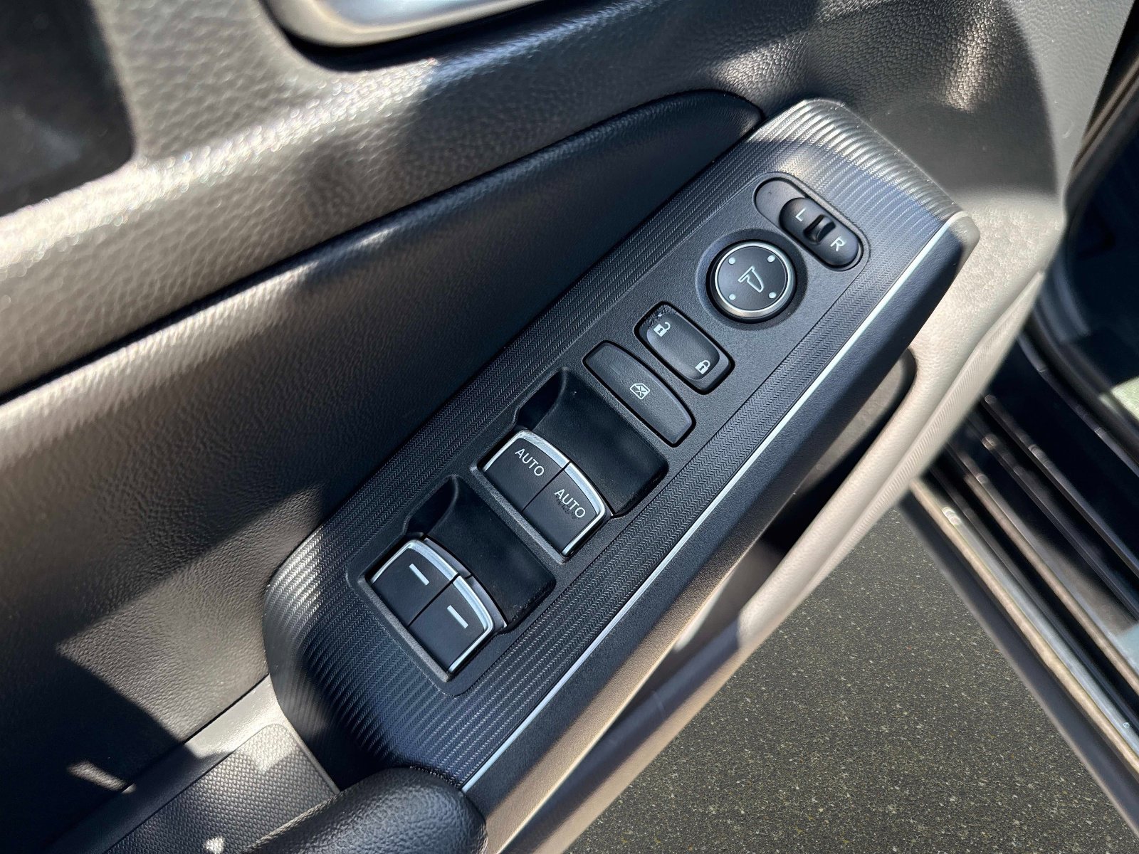 Used 2024 Honda Civic Sport Touring image 17
