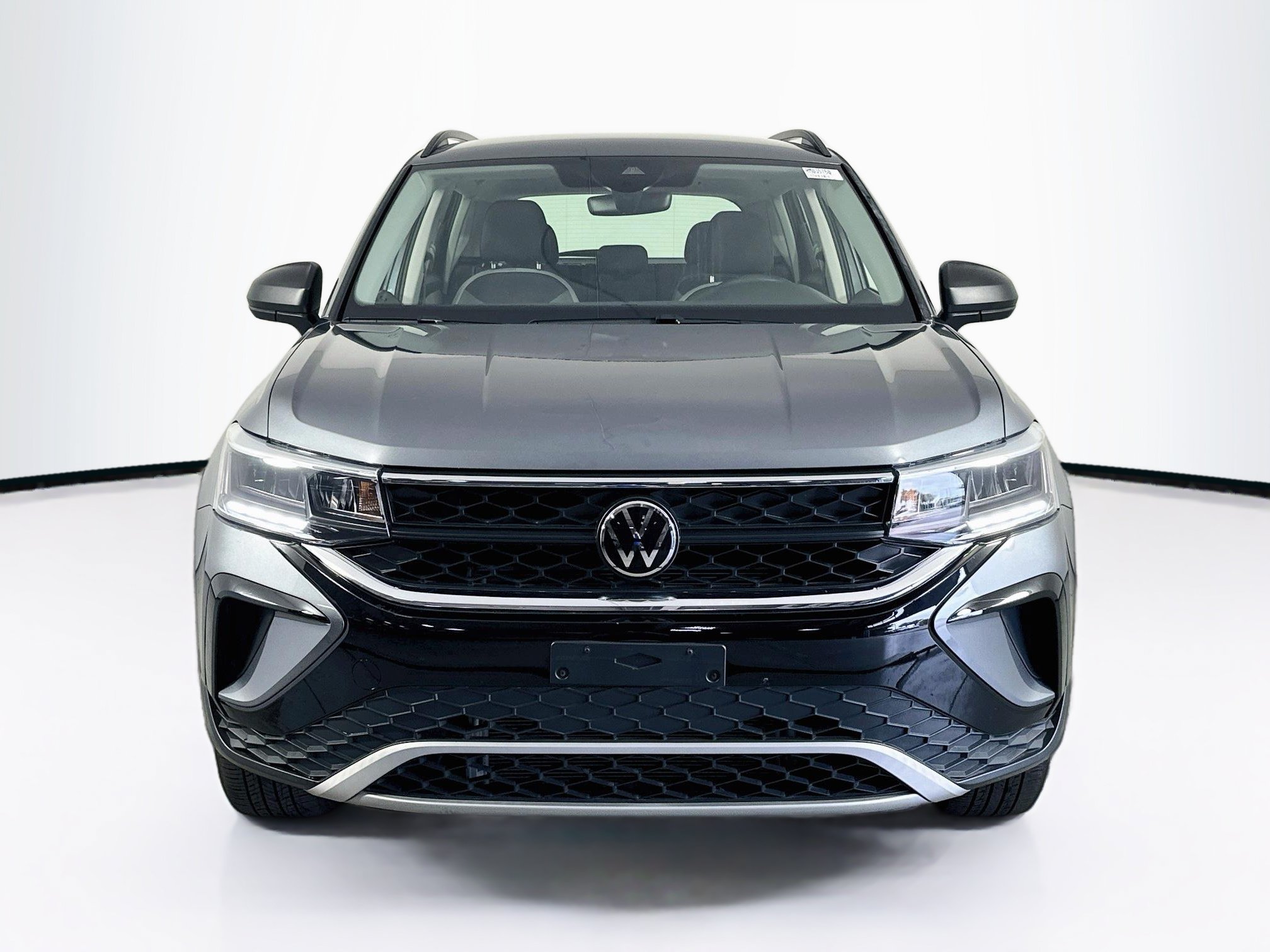 Used 2024 Volkswagen Taos S AWD/4WD image 2