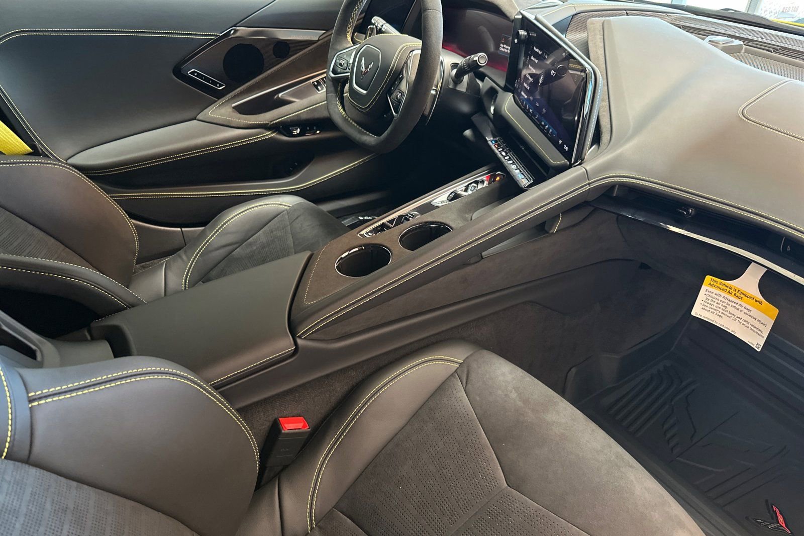 New 2026 Chevrolet Corvette Stingray Premium Cpe w/ Z51 Performance Package image 13