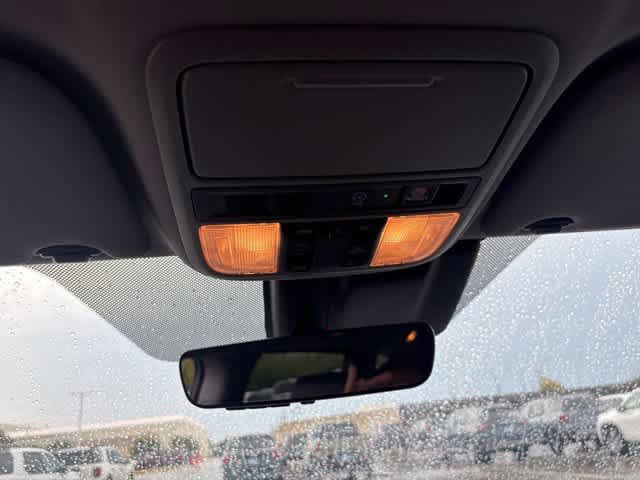 Used 2018 Honda Odyssey Touring image 20