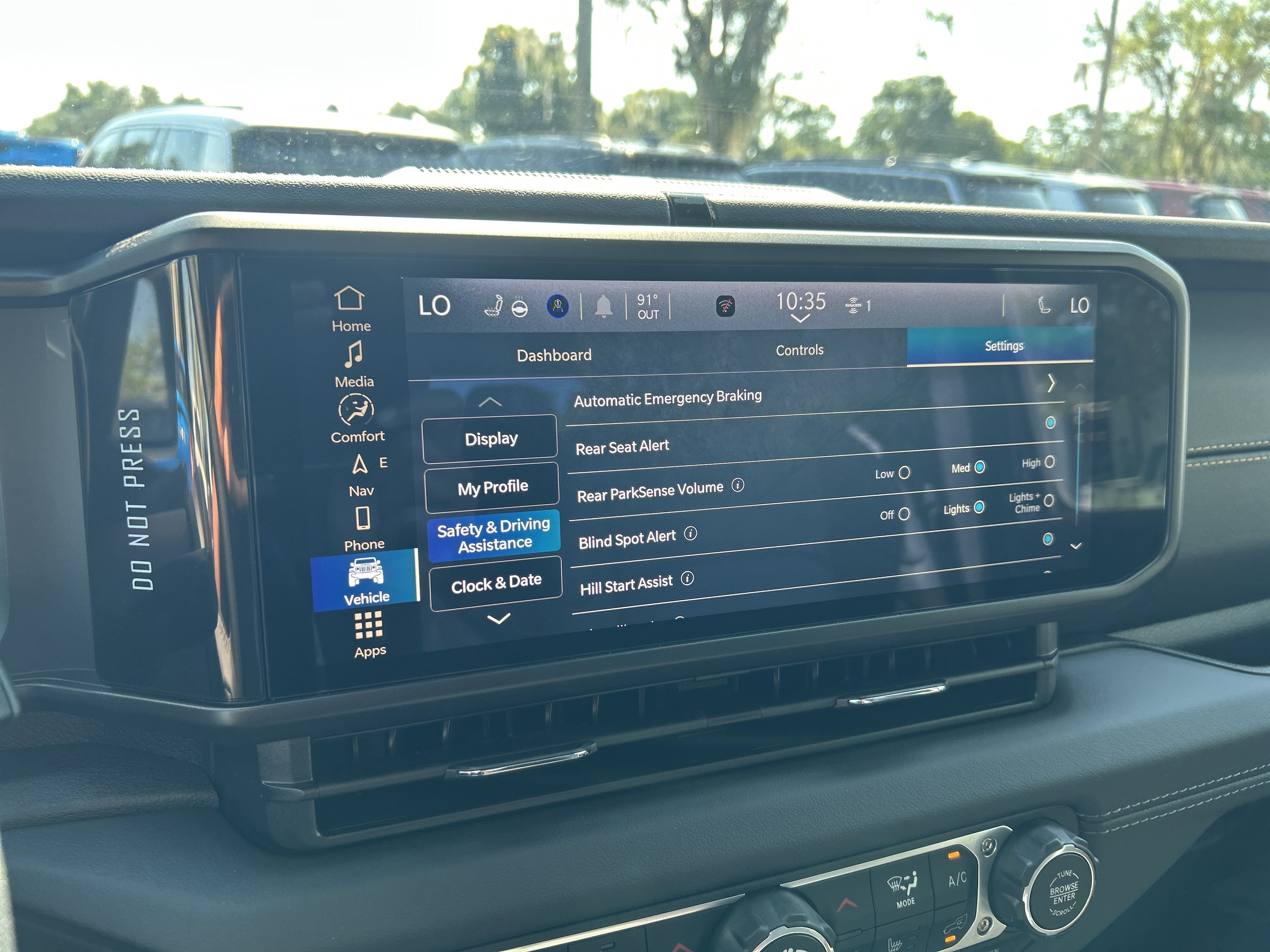 New 2025 Jeep Gladiator Sport image 29