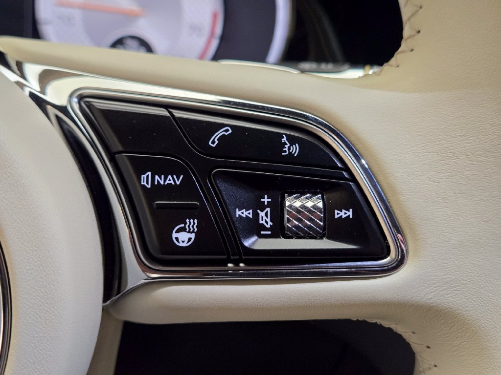 Used 2021 Bentley Continental GT AWD/4WD image 29