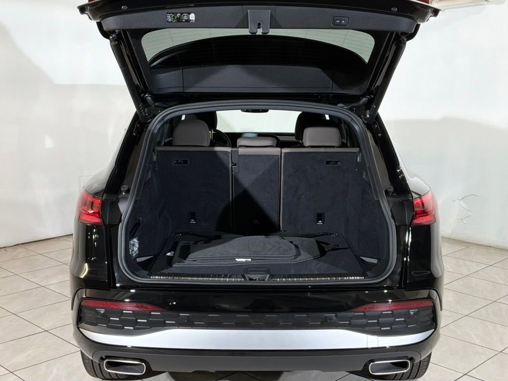 Certified 2025 Audi Q5 Premium w/ Convenience Package image 24