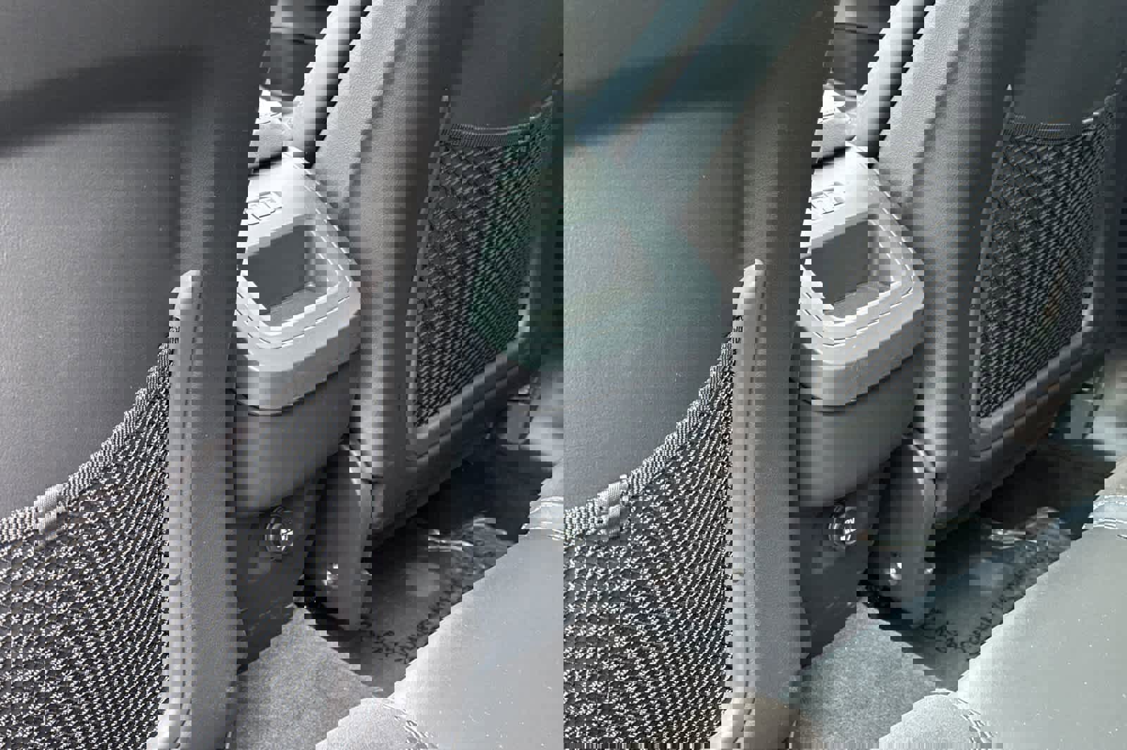 Used 2019 Volvo XC60 T5 R-Design image 14