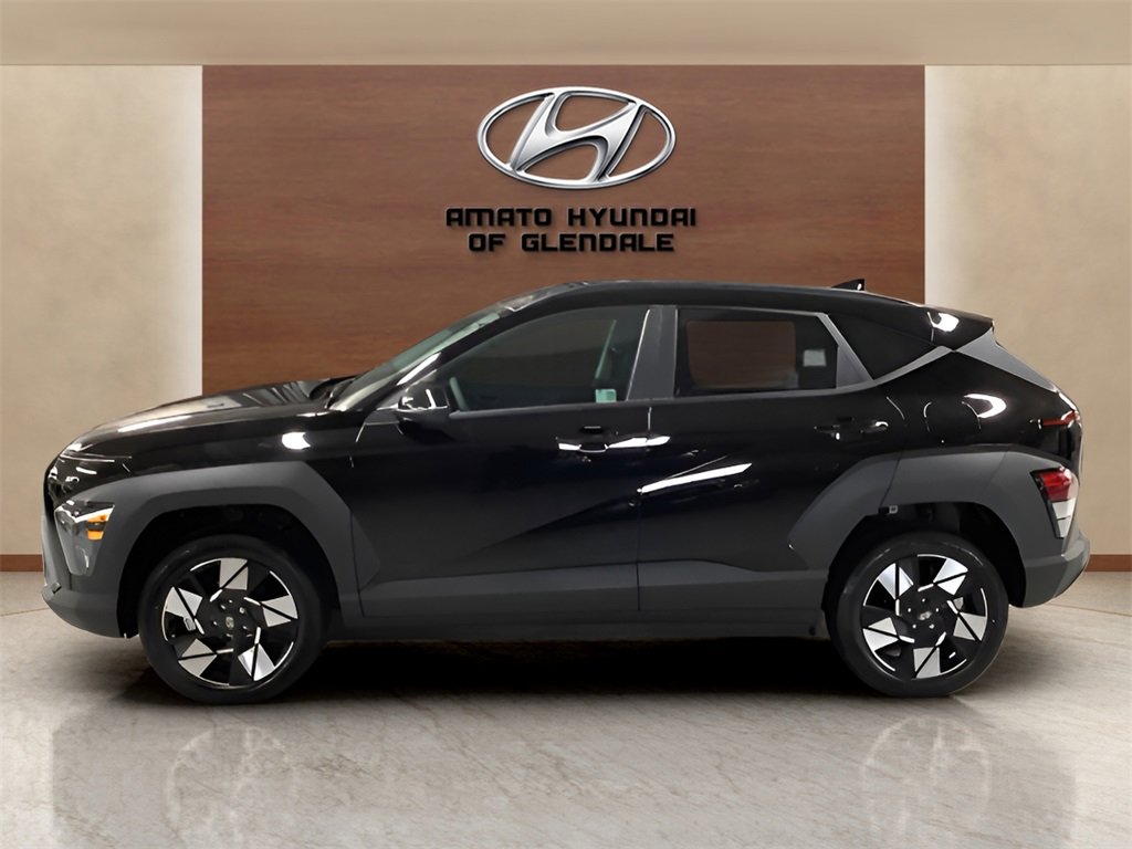 Used 2025 Hyundai Kona SEL image 3