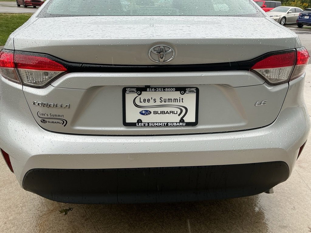 Used 2025 Toyota Corolla LE FWD image 9
