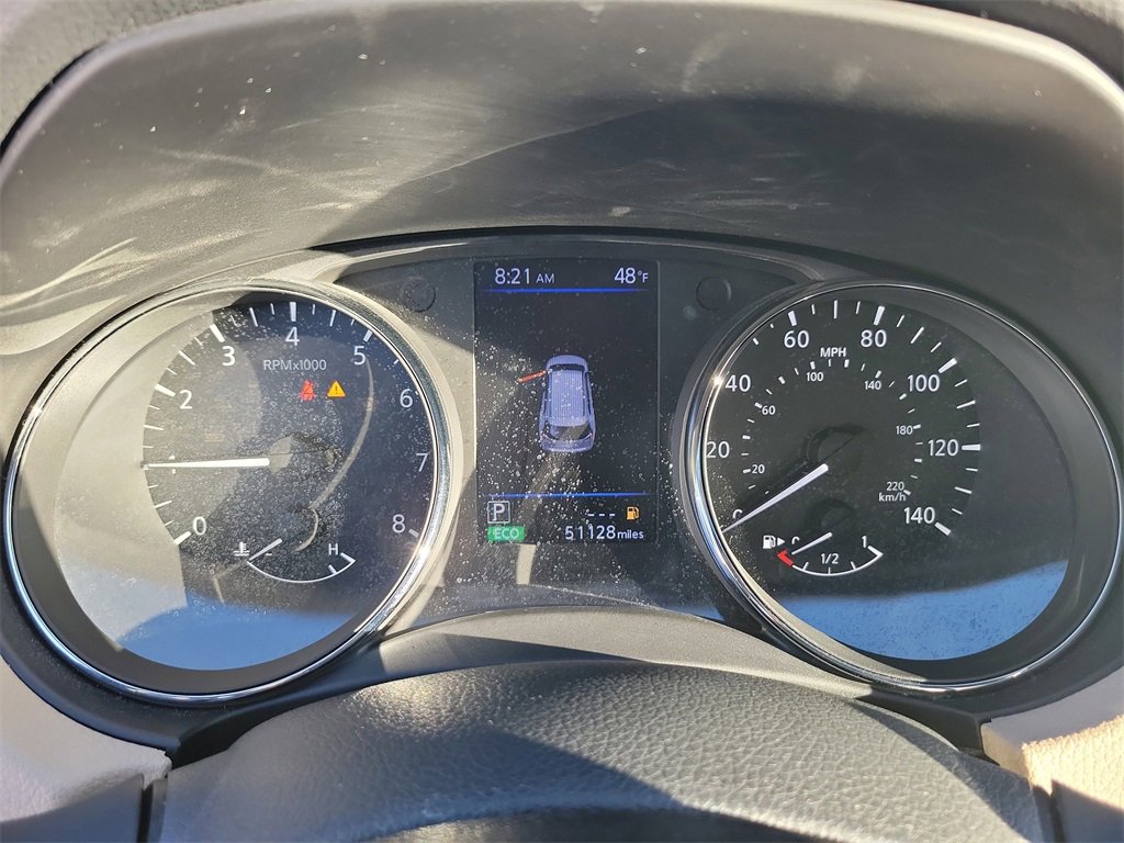 Used 2019 Nissan Rogue SV w/ Premium Package image 18