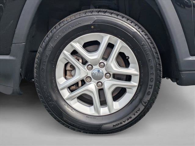 Used 2017 Jeep Compass Sport AWD/4WD image 22