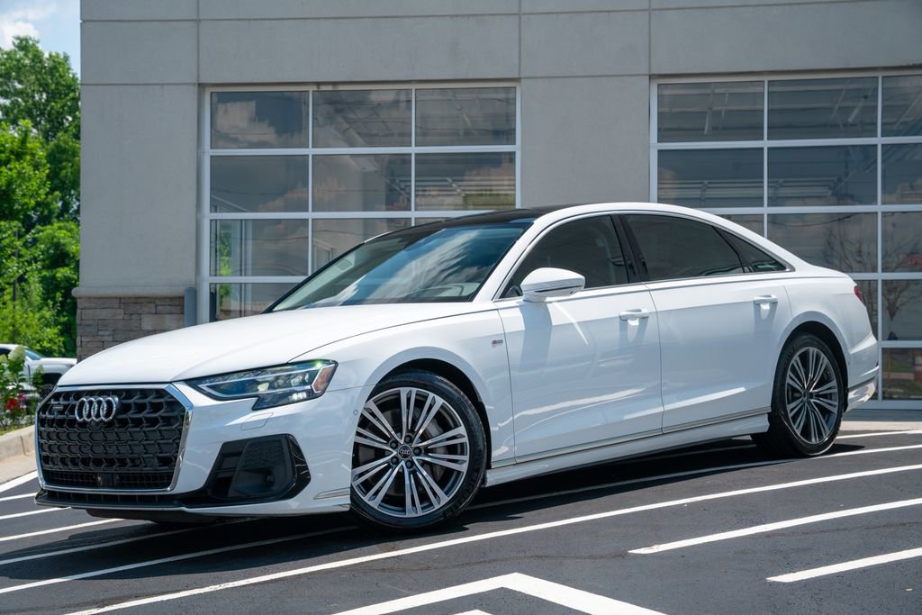 Used 2023 Audi A8 L 3.0T AWD/4WD image 2
