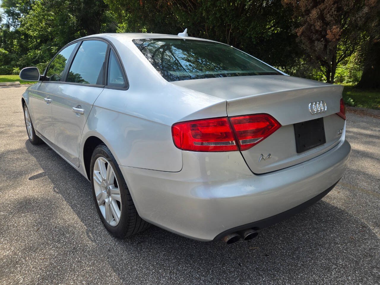 Used 2009 Audi A4 2.0T Premium FWD image 5