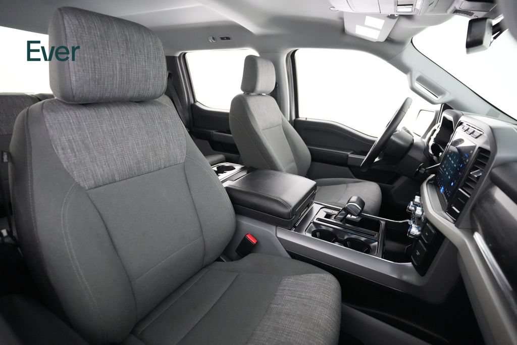 Used 2023 Ford F150 Lightning XLT AWD/4WD image 17