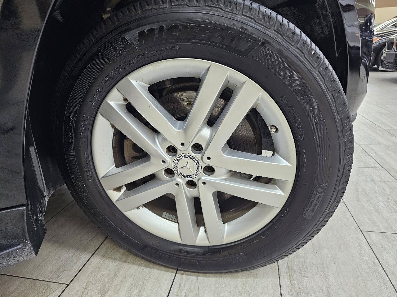 Used 2015 Mercedes-Benz GL 450 4MATIC image 41