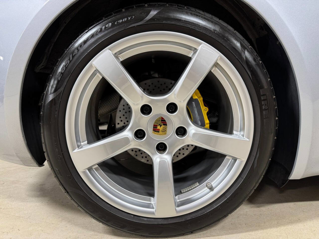 Used 2018 Porsche 718 Cayman Base 2dr Coupe image 39