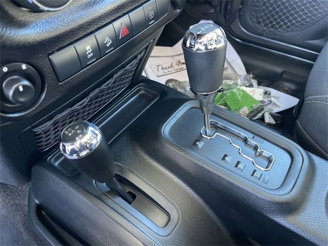 Used 2018 Jeep Wrangler Unlimited Sahara w/ Dual Top Group image 17