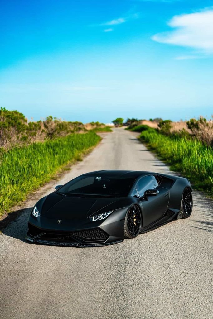 Used 2015 Lamborghini Huracan LP 610-4 AWD/4WD image 3