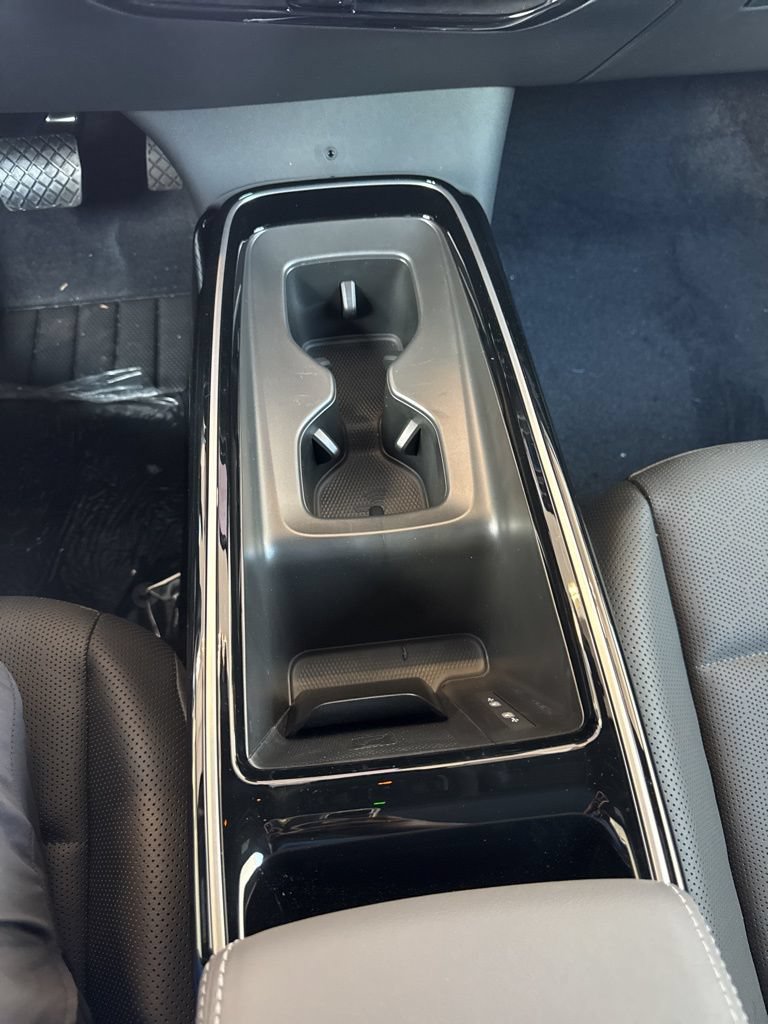 New 2026 Volkswagen ID.4 Pro S Plus AWD/4WD image 16