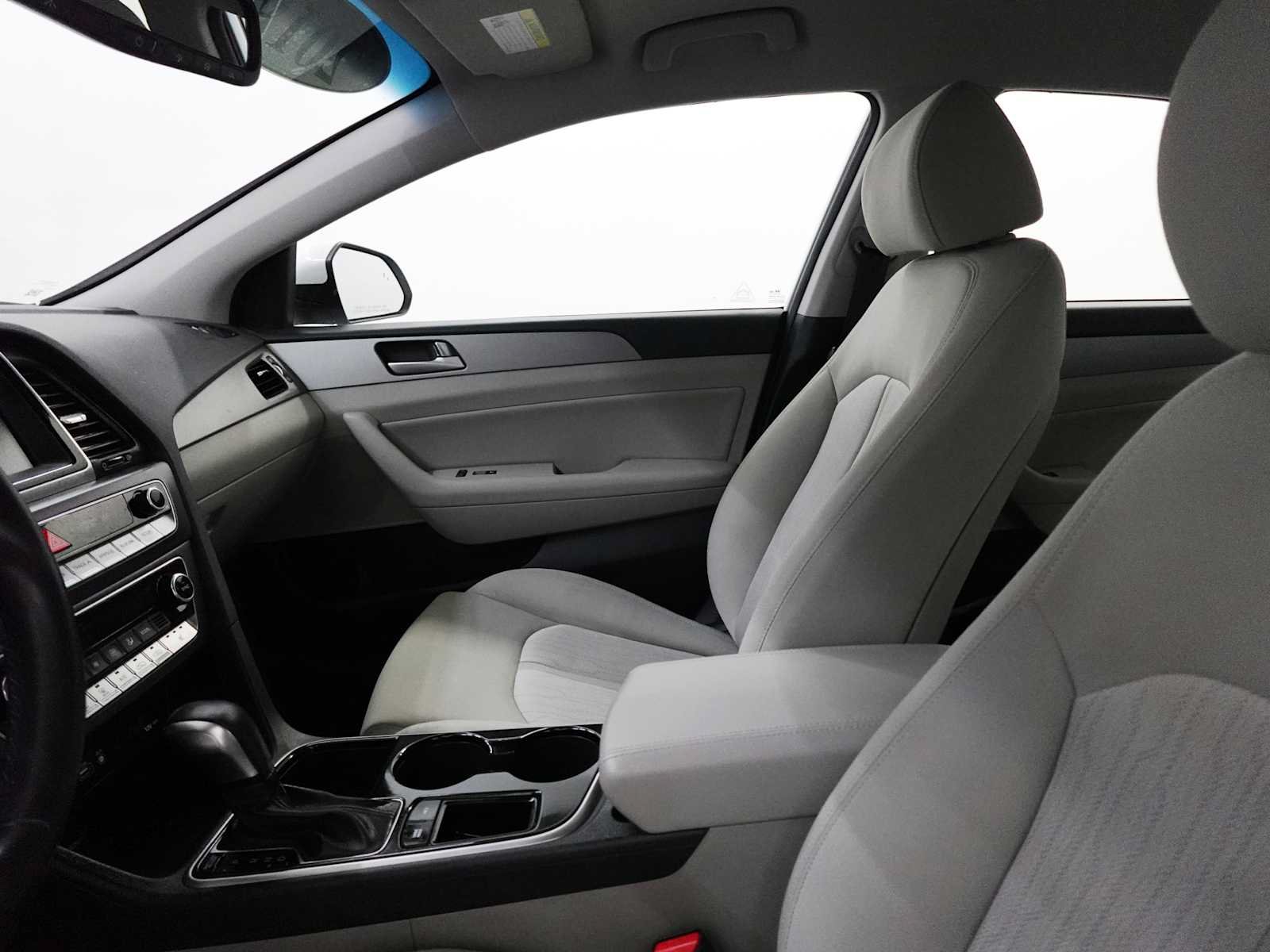 Used 2019 Hyundai Sonata Plug-In Hybrid FWD image 13